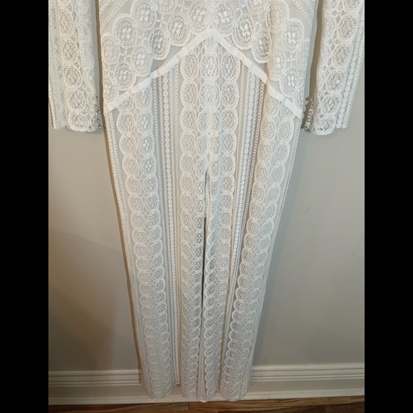 Long sleeve backless white/ivory jumpsuit (4) - Picture 5 of 16